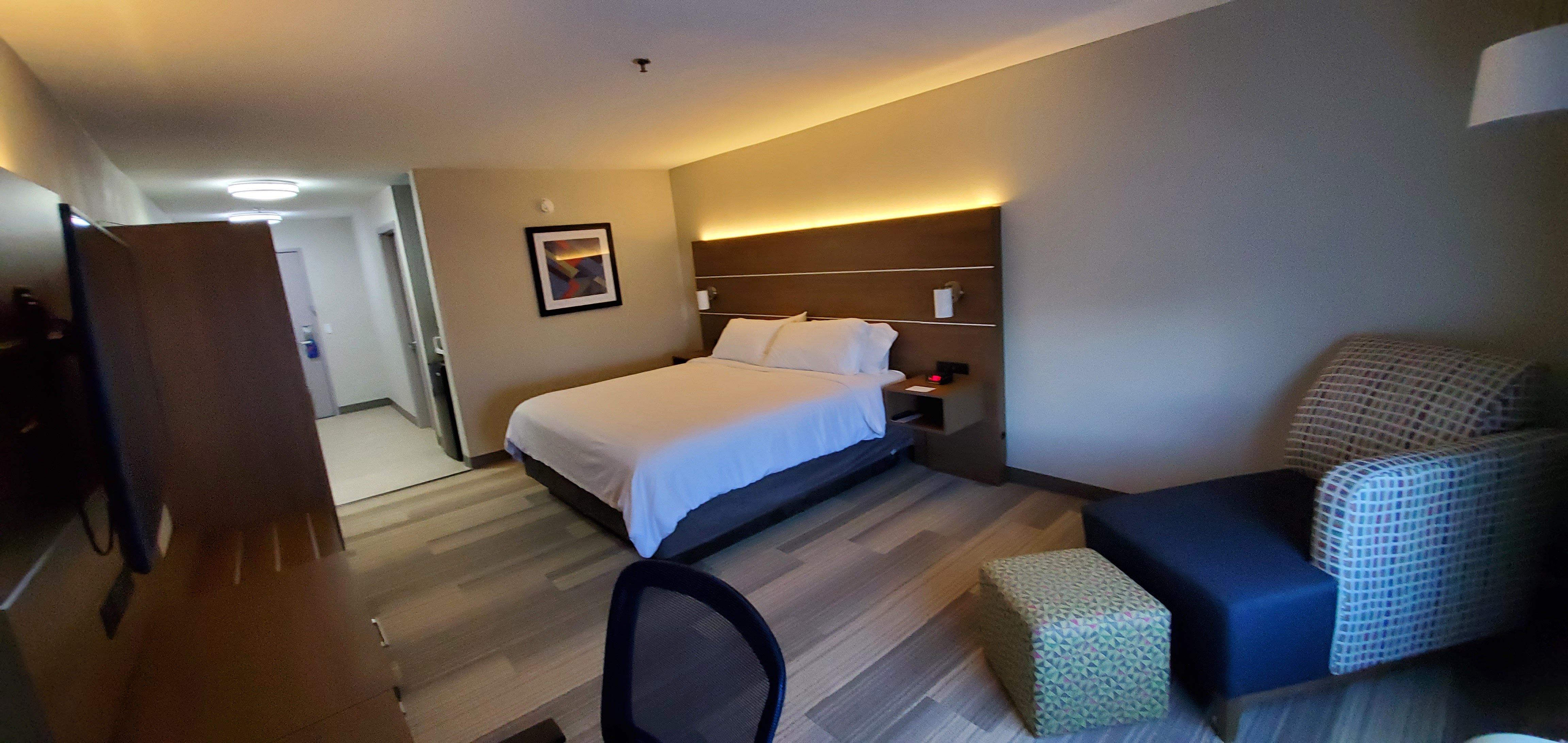 Holiday Inn Express Hotel & Suites Kinston By Ihg Exterior photo